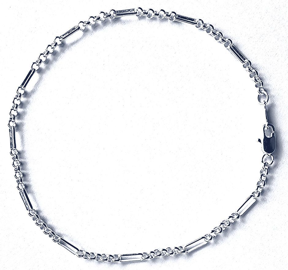 image of the chain link anklet